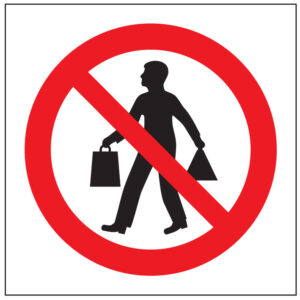 SINAL DE PROIBIÇÃO - ENTRADA COM SACOS (P356) - Proibição - Sinalização